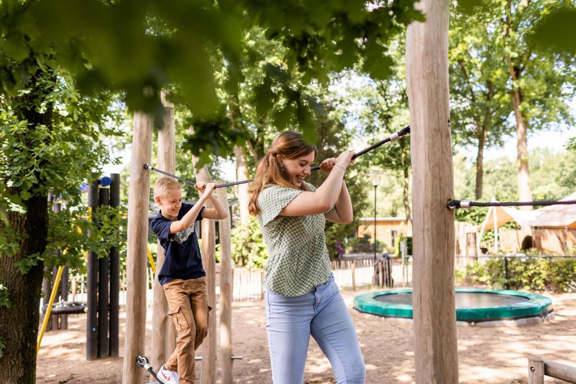 Отель Park Berkenrhode Wekerom Экстерьер фото